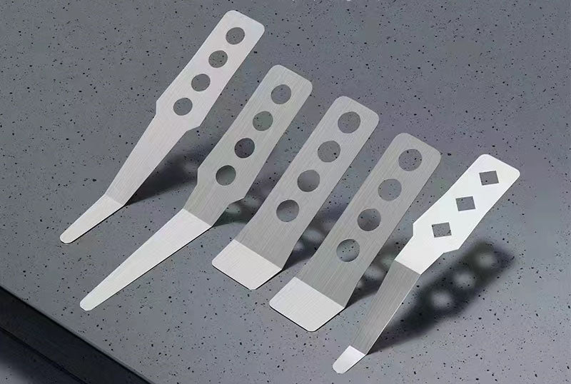 Vorgebogene Klingen für Board Level Repair (2uFix)