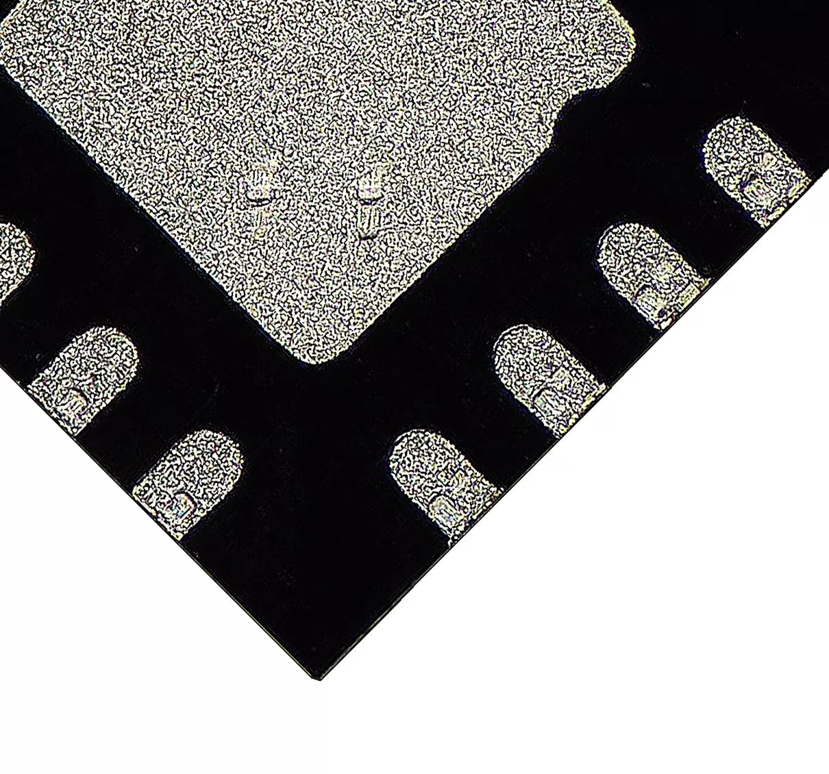 High-Side Current Sense and Temperature Controller IC (SMSC1704-2/EMC1704-2, QFN-16) for MacBooks