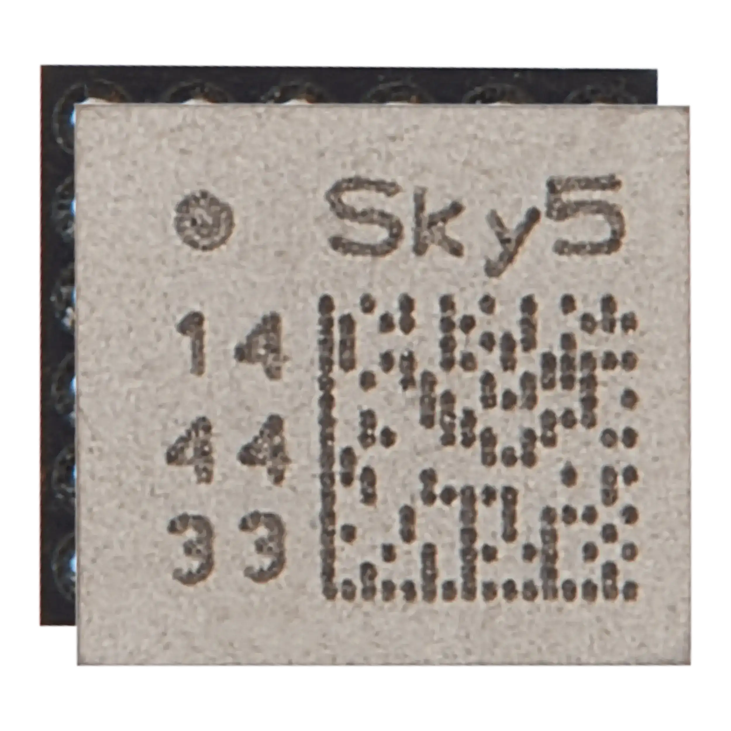 Mid/High Frequency Antenna IC for iPhone 13 Series (Sky 5-14)
