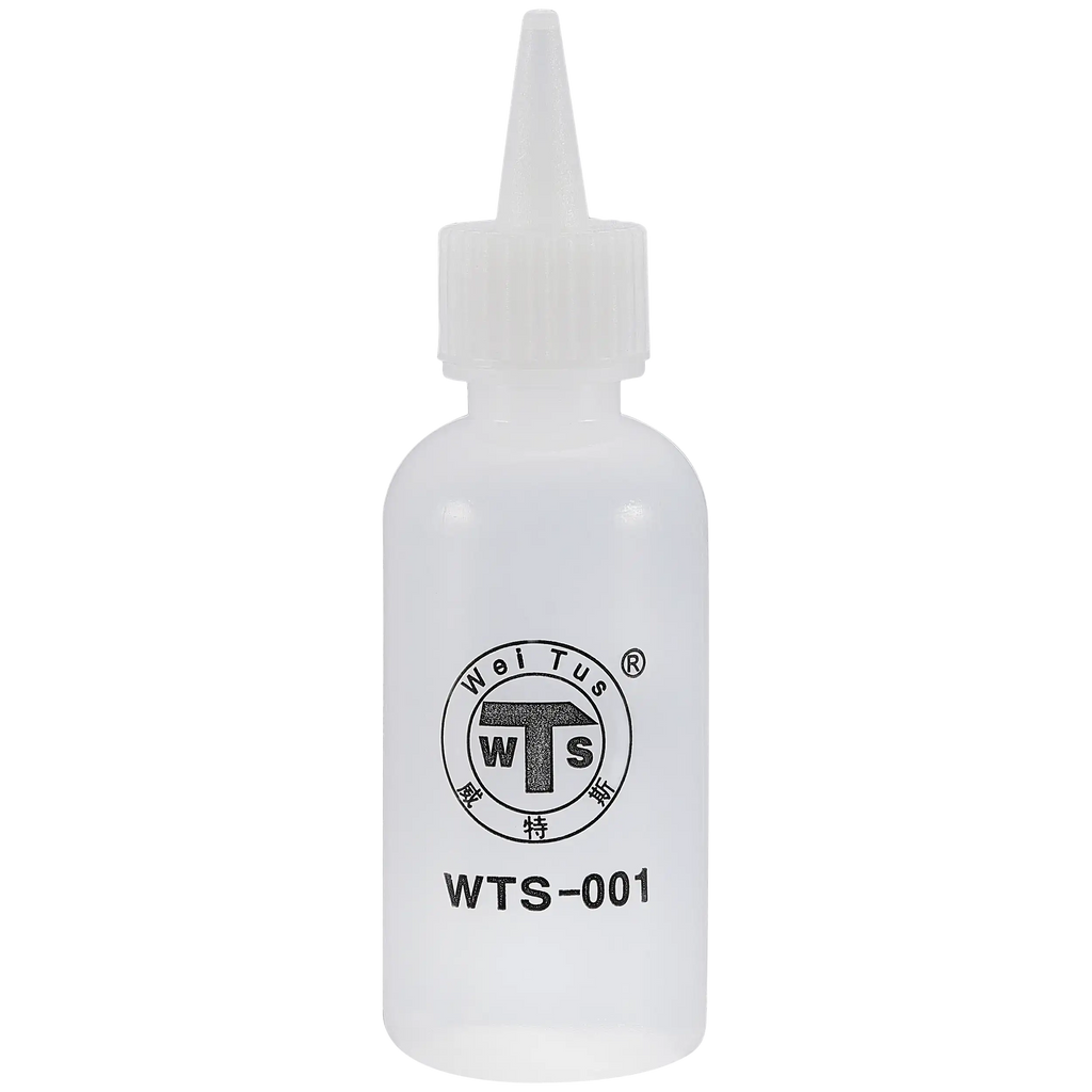 Flux Plastic Dispenser Bottle with Precision Needle