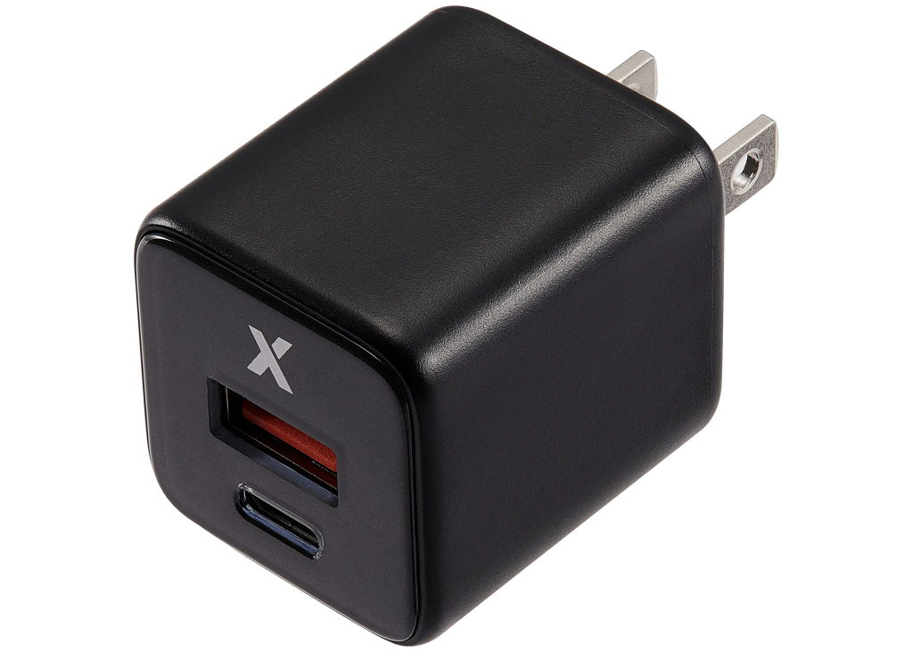 AmpSentrix Pro 30W 2-in-1 USB-C / USB-A GaN Wall Adapter (Schwarz Titanium)