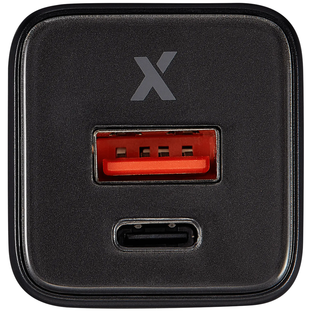 AmpSentrix Pro 30W 2-in-1 USB-C / USB-A GaN Wall Adapter (Schwarz Titanium)